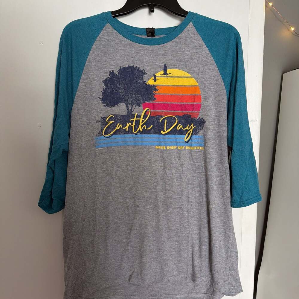 Earth Day Raglan T-Shirt Teal Gray Make Every Day Beautiful Graphic Tee